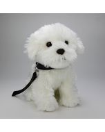 Plüschtier Hund in Weiß mit Leine in sitzender Pose, realitätsnahe Abbildung der Bichon Hunderassen Bichon Frisé, Malteser, Havaneser, Bologneser, Löwchen.